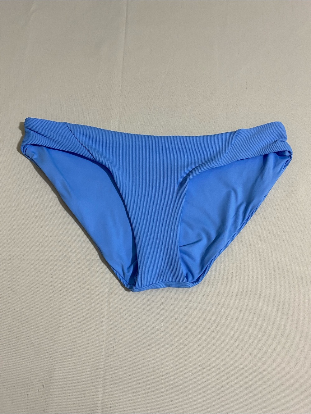 BECCA Textured Hipster Bikini Bottom w Ruched Back Size S